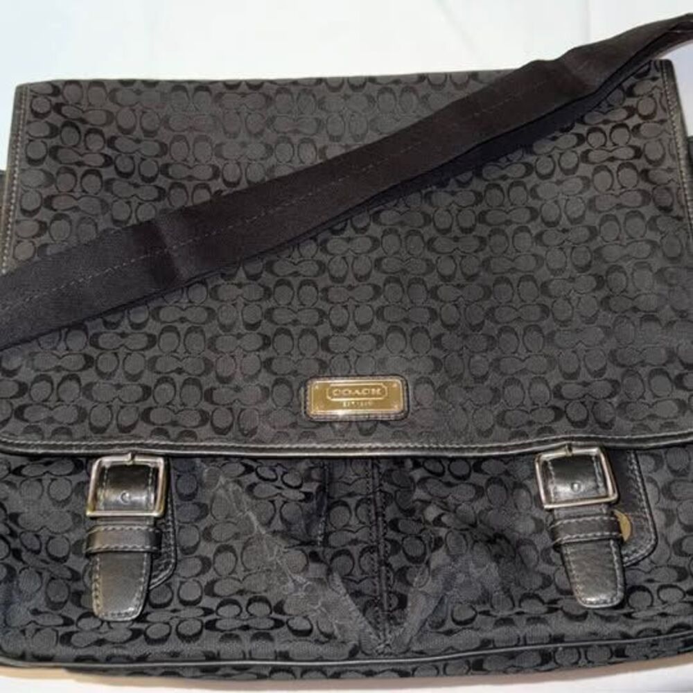 VINTAGE 2008 Coach Signature C Canvas Messenger Black Silver Hardware Y2K Unisex